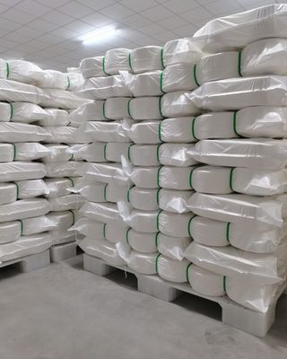 GRS 100% polyester recyclé Ne14/1 fils vortex pour tissage / tricotage MVS blanc brut