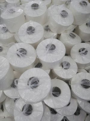 PV 80/20 Ne 25/1 Fils de fibres à vis à anneaux pour tissage et tricotage de tissus mélangés